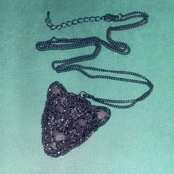 Black panther necklace - Picture 6 of 6
